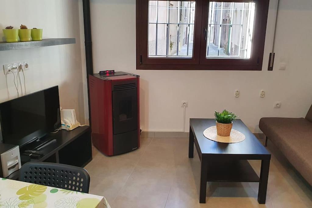 Precioso Apartamento En El Pirineo Catalan La Pobla de Lillet Exterior foto